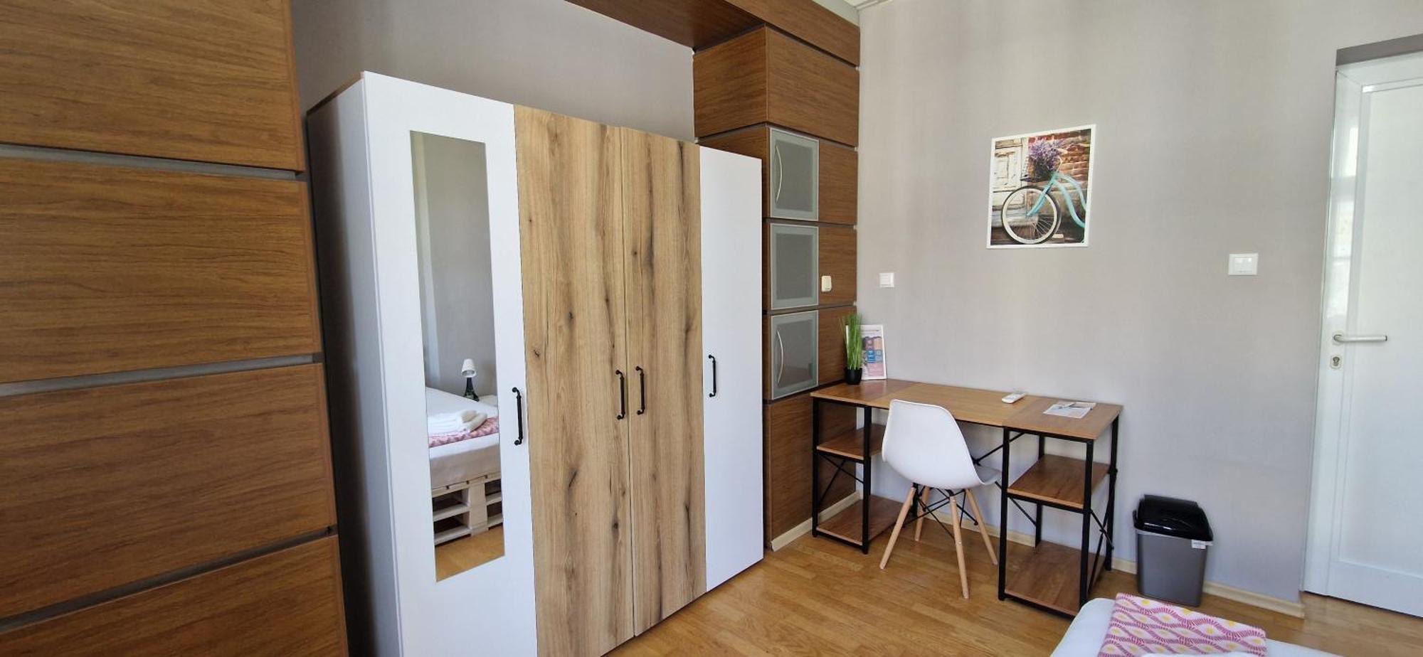 Lambo'S Corner Varna - Guest Rooms Exterior photo