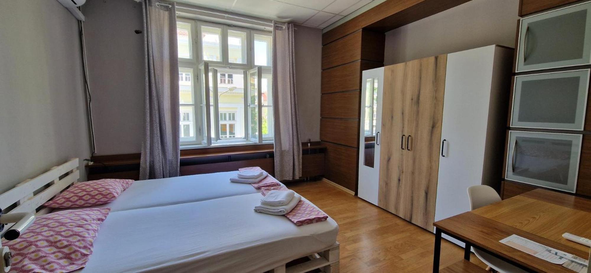 Lambo'S Corner Varna - Guest Rooms Exterior photo